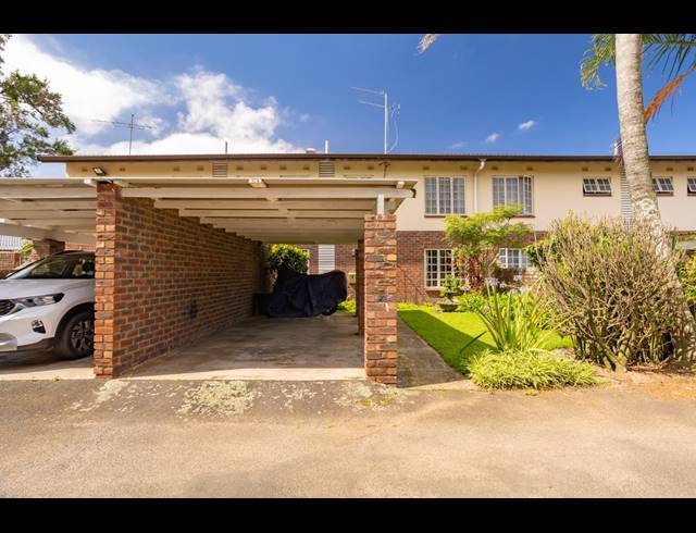 3 BEDROOM APARTMENT FOR SALE IN MANORS